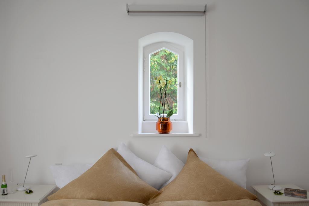 Alte Apotheke Bed & Breakfast Karlsbad Habitación foto